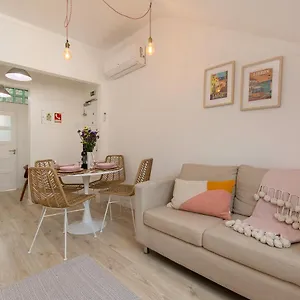 New Bright And Cozy In Graca , Lisbona Portogallo