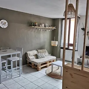 studio-cosy-plein-coeur-de-ville.fr-provencehotel.com/